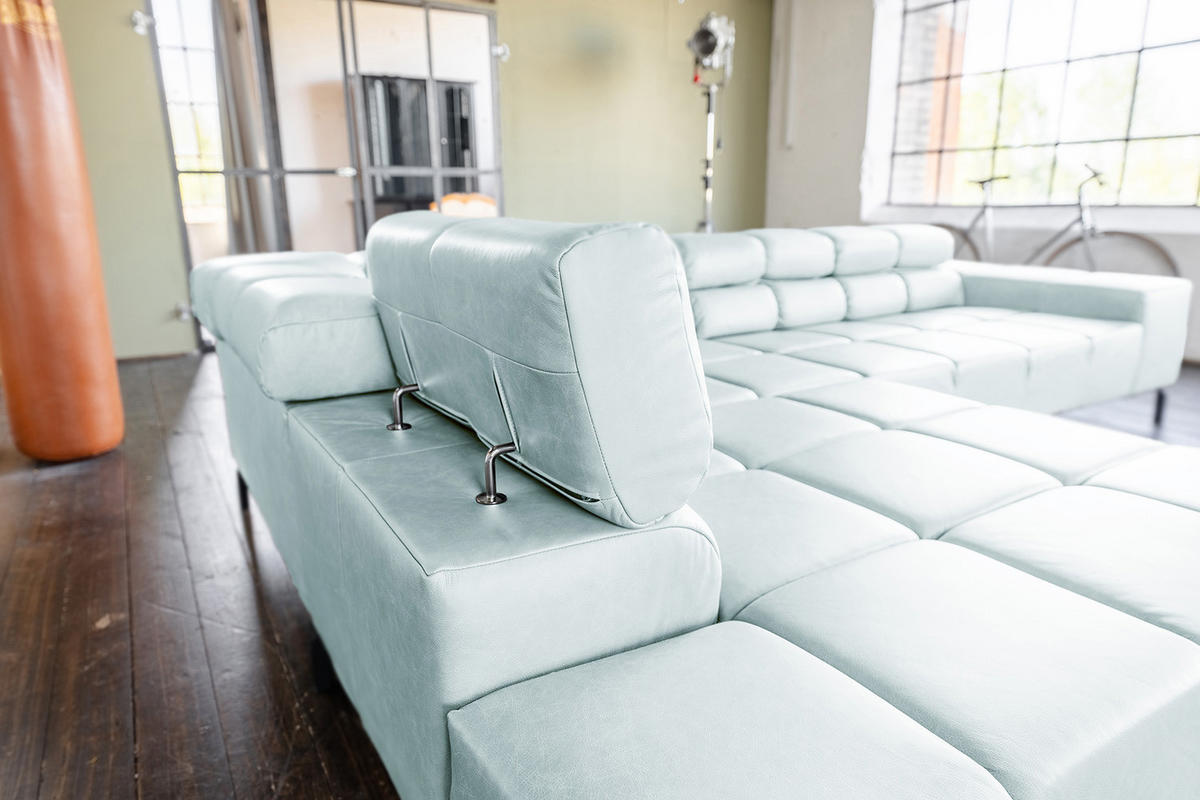 ECKSOFA NELSON Hellblau Leder Relaxfunktion - Schwarz/Hellblau, Leder/Metall (321/216cm) - KAWOLA