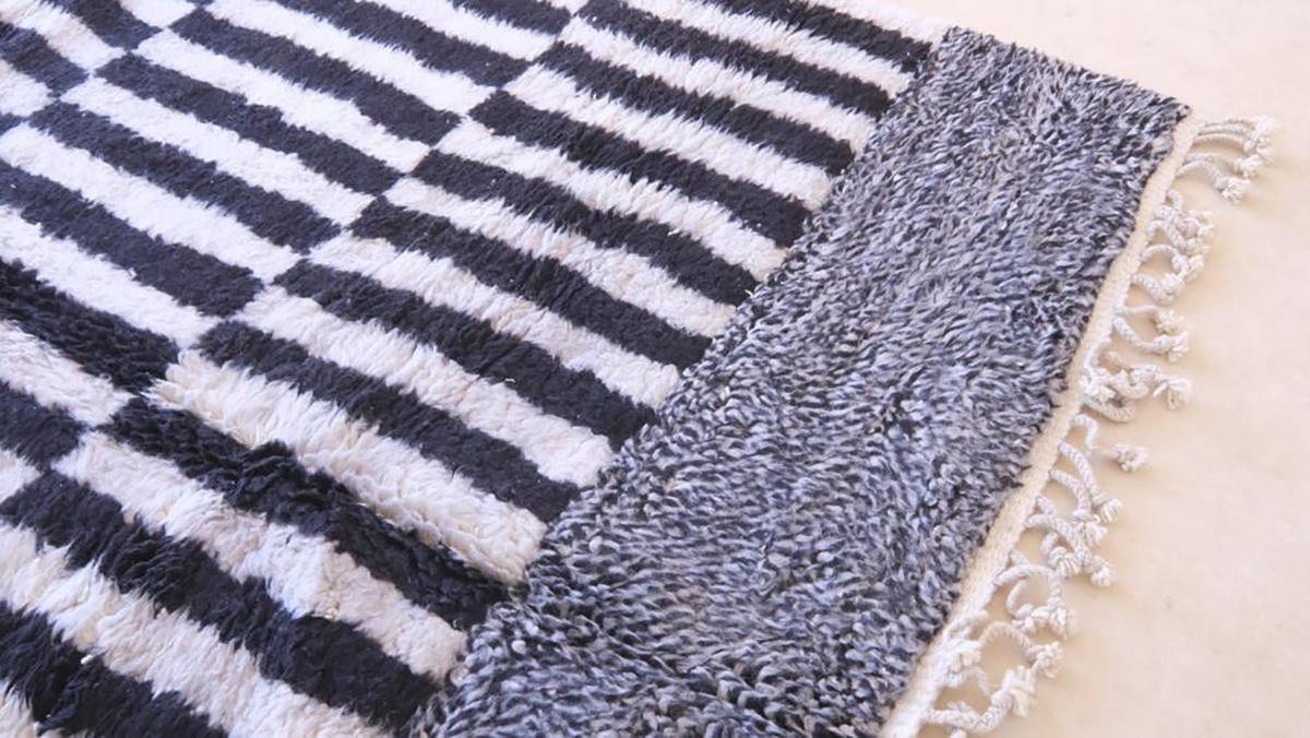 BERBERTEPPICH aus Marokko modern aus Wolle schwarz - Schwarz, Naturmaterialien (252/337cm) - AFK Living