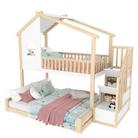ETAGENBETT aus Kiefernholz 90x200/140x200 cm Natur/Weiß mit Stauraumleiter, Hausform, Fenster und Bettgitter - Naturfarben, Holzwerkstoff (90/200cm) - Modfu