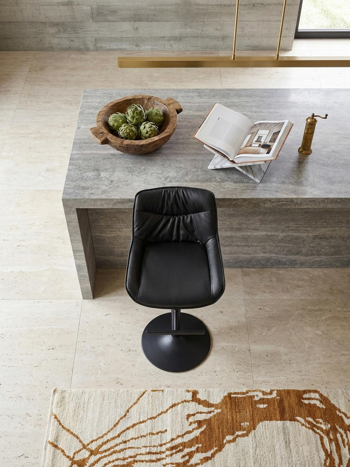 BARHOCKER – Kunstleder Schwarz, Rückenlehne, höhenverstellbar 86–106 cm, Trompetenfuß, 100 kg - Schwarz, Kunststoff/Textil (45/106/55cm) - KADIMA DESIGN