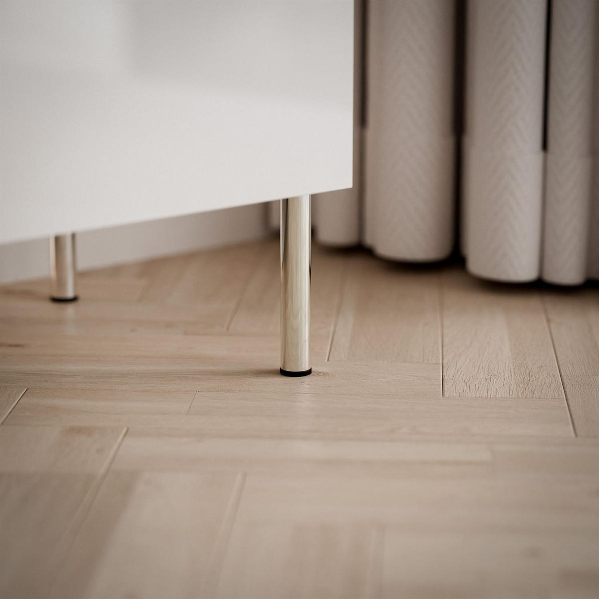 TV-SCHRANK AURORA SILVER 180 cm – gerade Chrombeine - Weiß Hochglanz, Holzwerkstoff (180/49.5/40cm) - Lookway