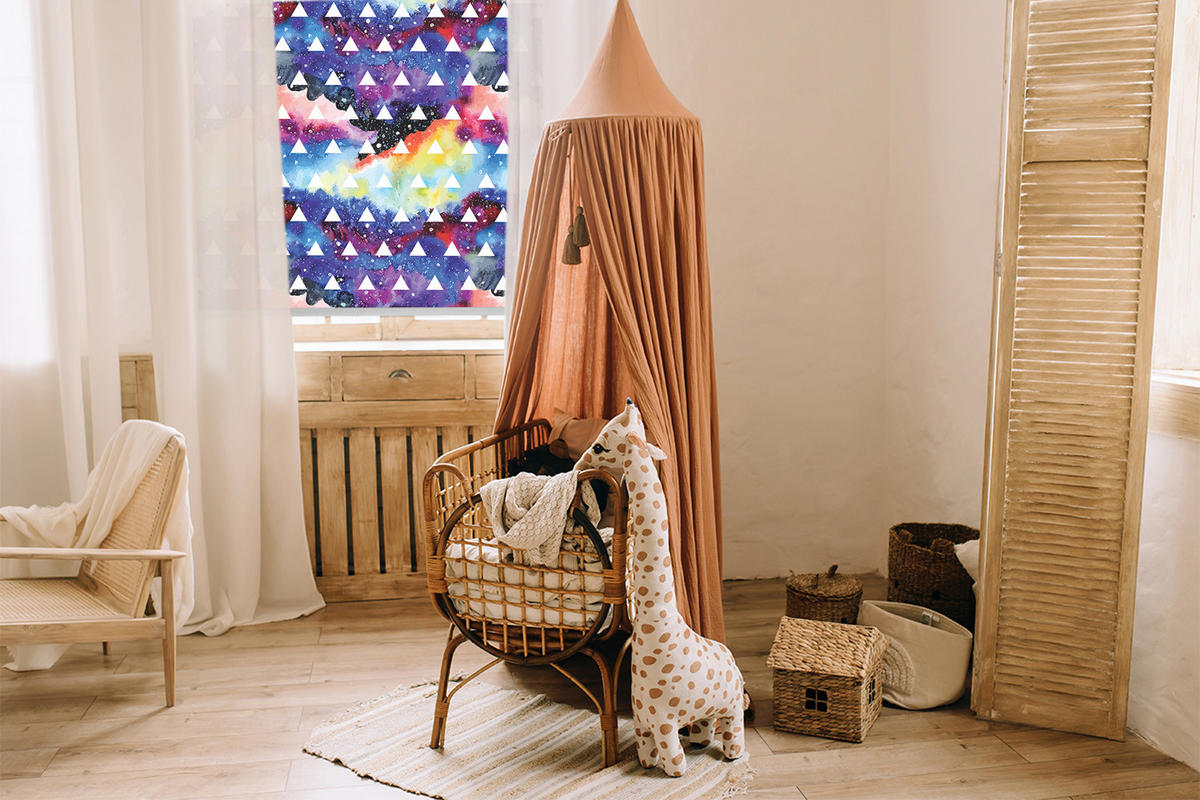 VNÚTORNÁ roleta - okenná roleta - roleta - 100x100 cm - Biele trojuholníky na farebnom pozadí - modrá, plast (100/100/0.5cm) - TULUP