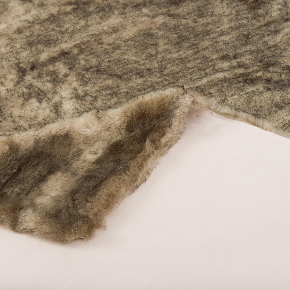 LUXUS SUPER SOFT FELLTEPPICH ASPEN MELIERT - Beige/Braun, Textil (60/90cm) - Pergamon