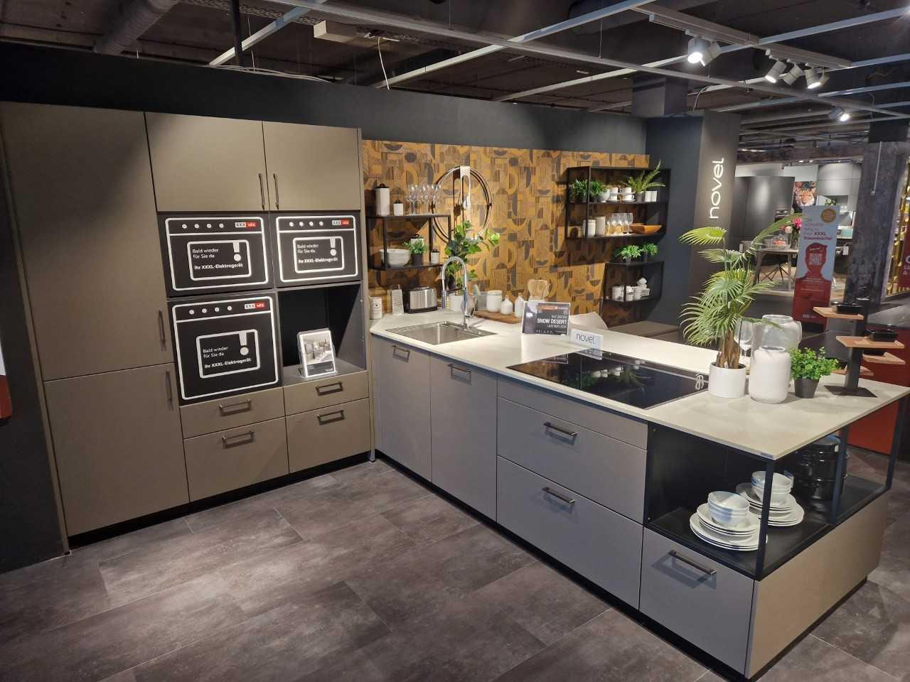 EINBAUKÜCHE SILVIA - Novel