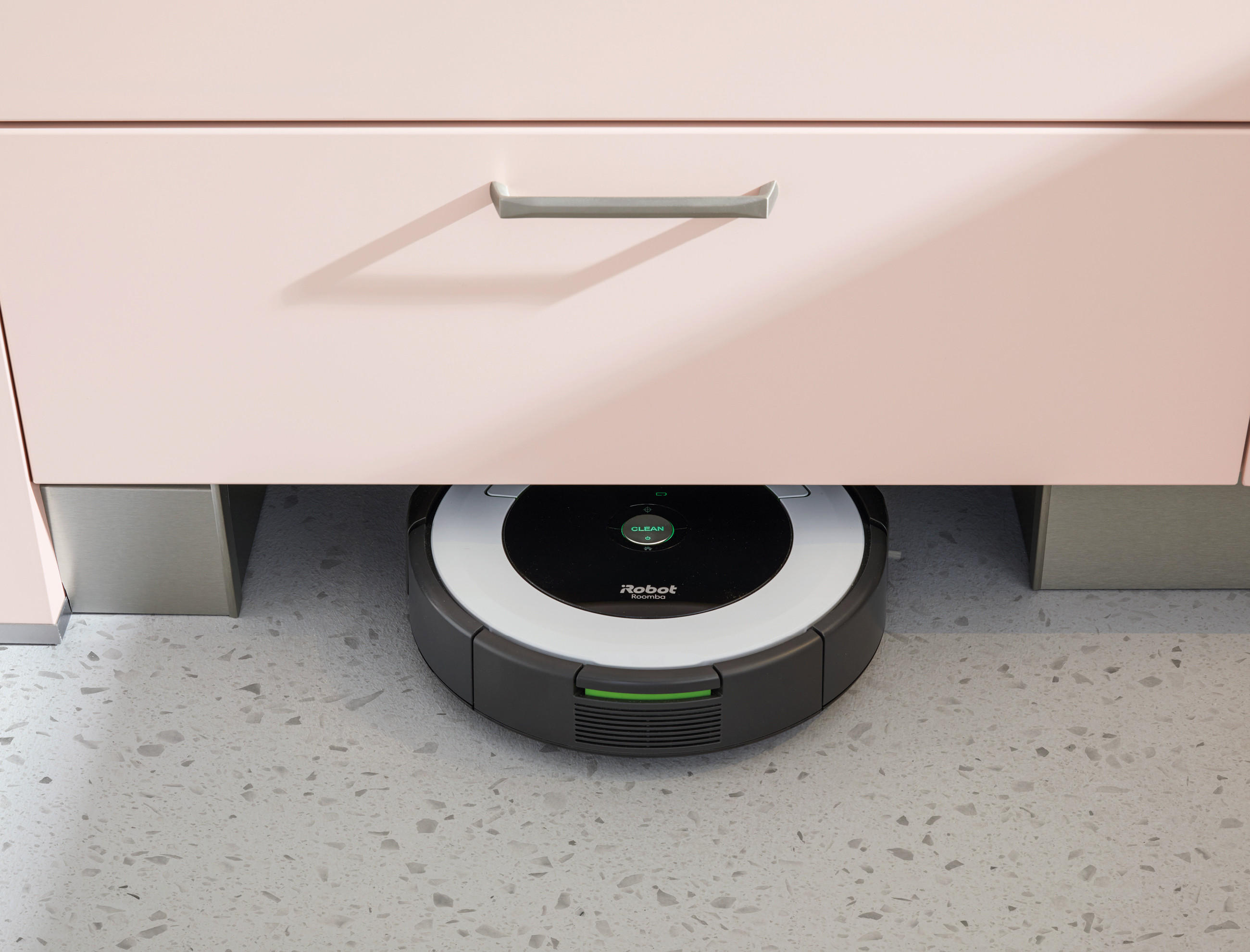 LAT-Staubsauger-Roboter-KW51-OVRI2.jpg