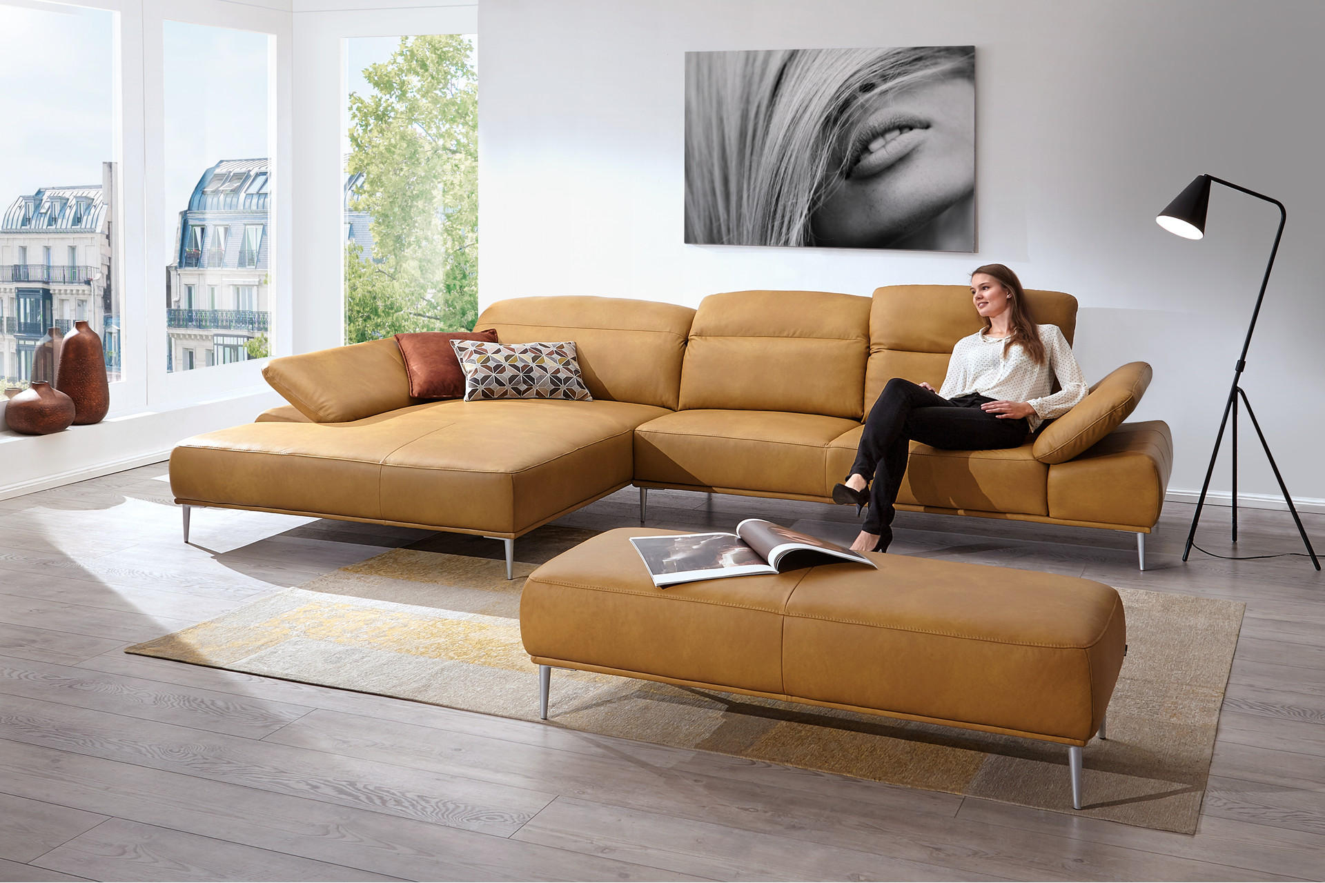 orangene-ledercouch-reinigen.png