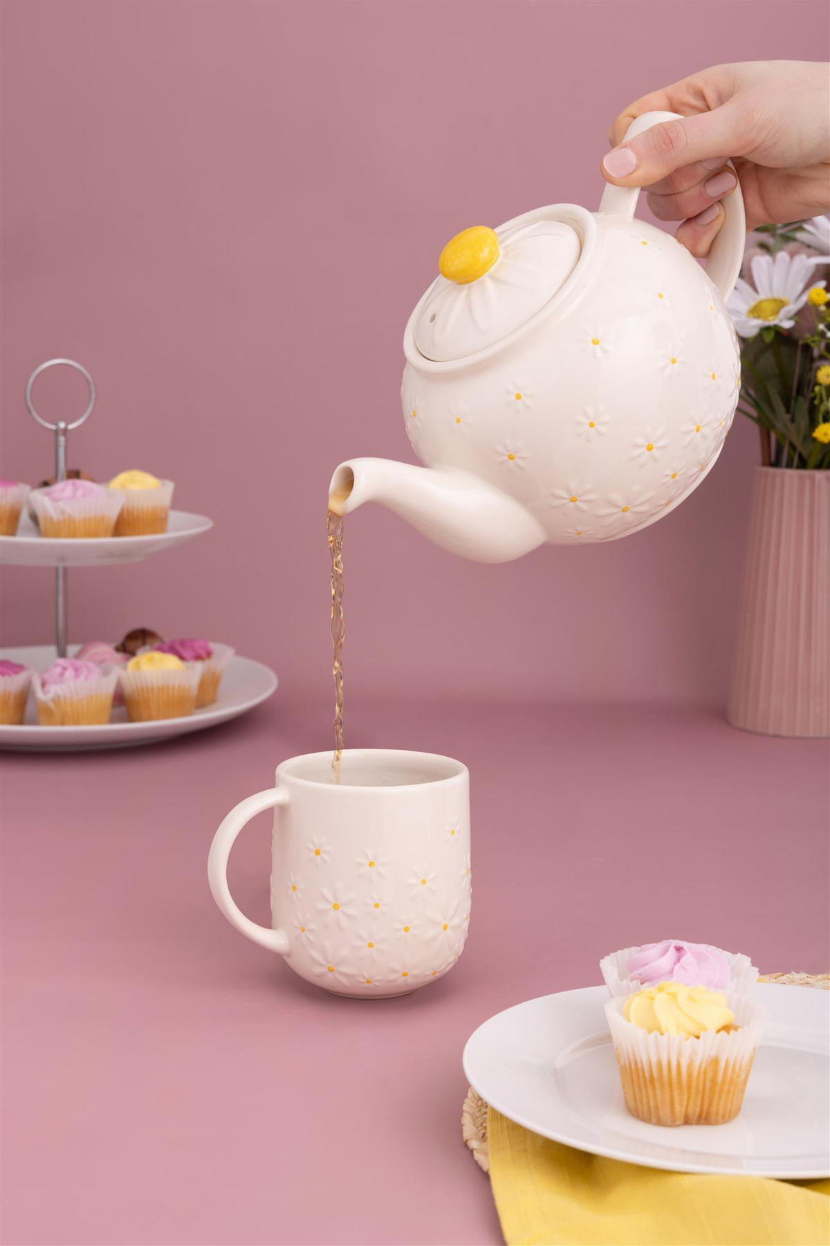 TEETASSE, Daisy mit Gänseblümchen - Multicolor, Keramik (0.4L) - Price & Kensington