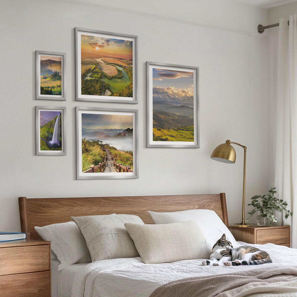 WANDBILDER 5er Set - 50x50 cm & 20x30 cm & 40x60 cm Silberner Rahmen - Grüne Hügel mit einer Burg - Silberfarben, Kunststoff (40/60cm) - ArtPrintCave