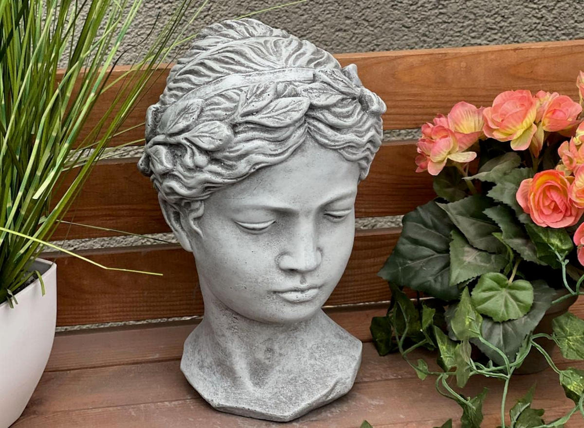 STEINFIGUR Frauenbüste Madeleine frostfest massiver Steinguss - Grau, Stein (14/27/14cm) - stoneandstyle