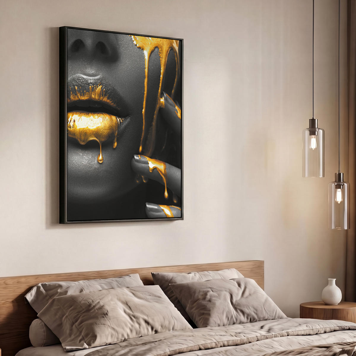 LEINWAND Bilder mit Rahmen - Frau - Schwarz - Gold - Gesicht - Lippen - 70x100 - Goldfarben, Textil (70/100cm) - MuchoWow