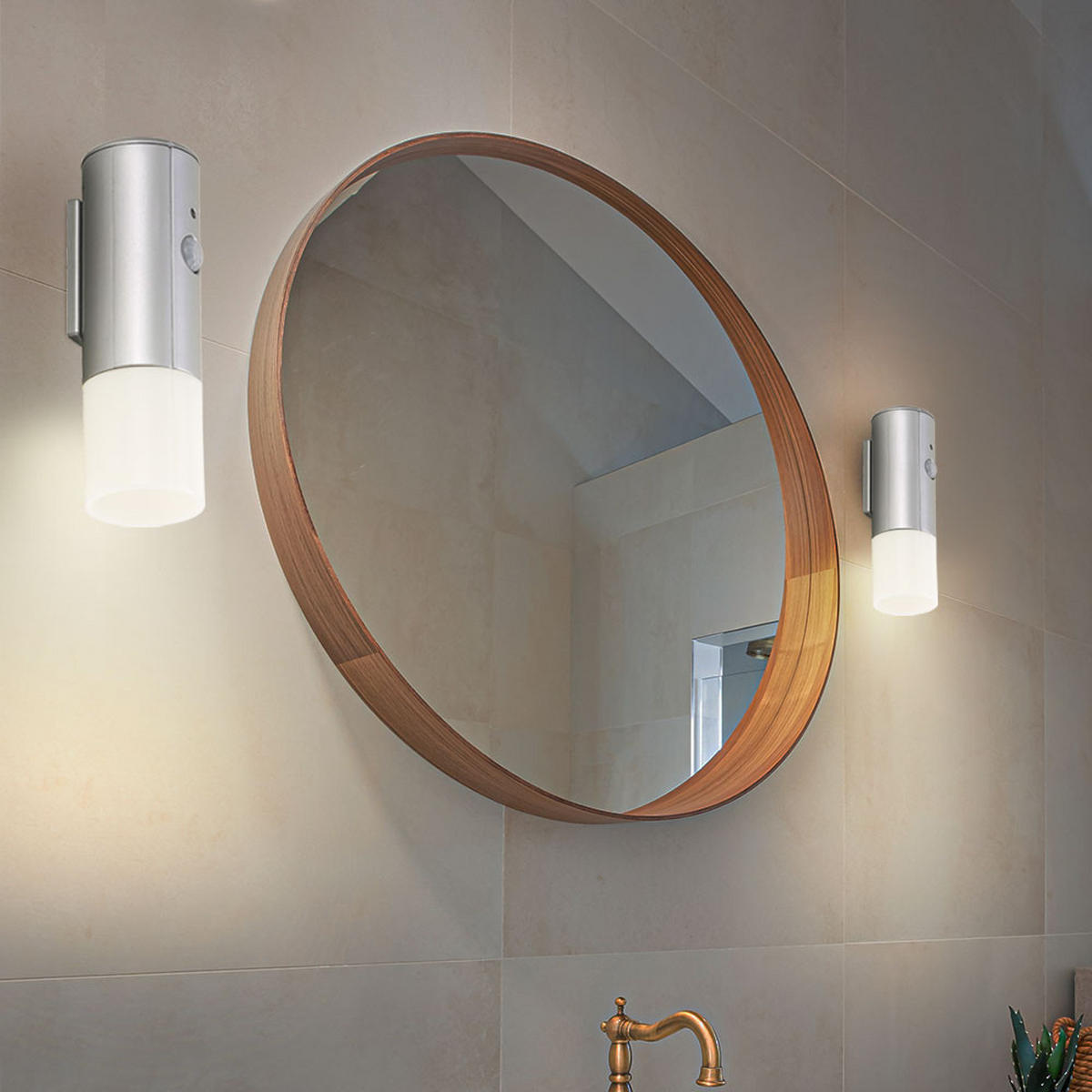 LED WANDLEUCHTE Silber mit Bewegungsmelder - Silberfarben, Kunststoff (4/12.5/4cm) - Briloner