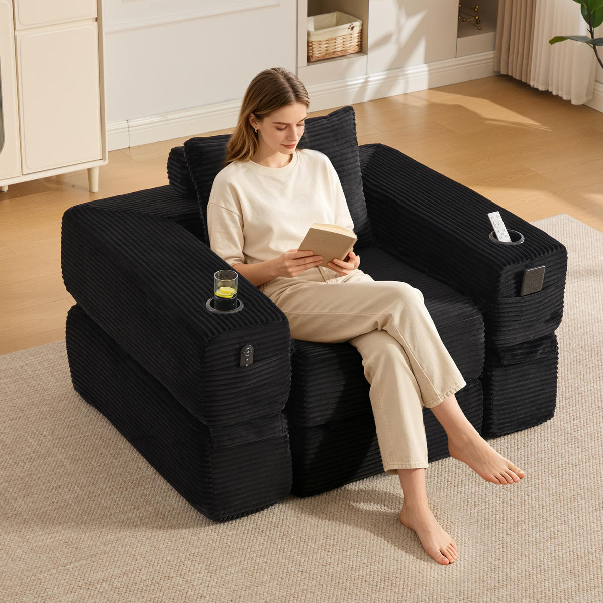 SCHLAFSOFA mit Schlaffunktion, Getränkehalter und Federkern aus Cord - Schwarz, Textil (122/80/98cm) - EVRYAE