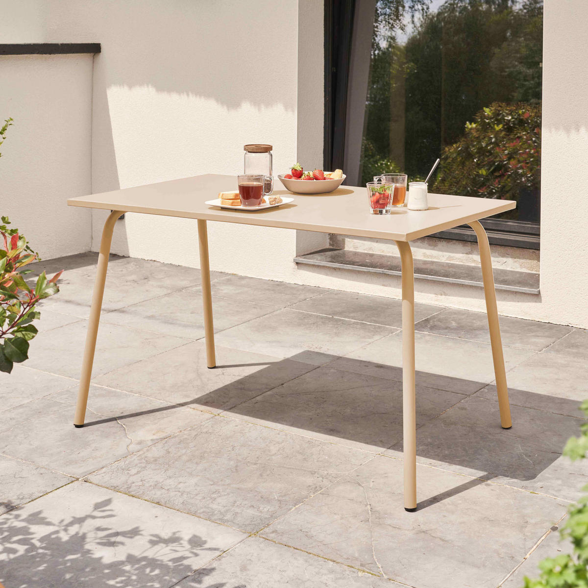 GARTENTISCH , Elfenbeinfarbe - Creme, Metall (120/70/72cm) - Oviala