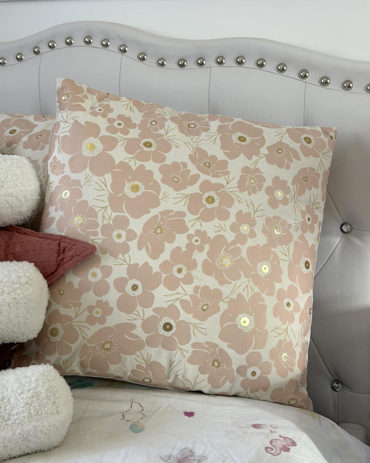 DEKORATIVNÍ POLŠTÁŘ sada 2 ks Růžový 45/45 cm Triteleia - růžová, textil (45/45cm) - Beliani