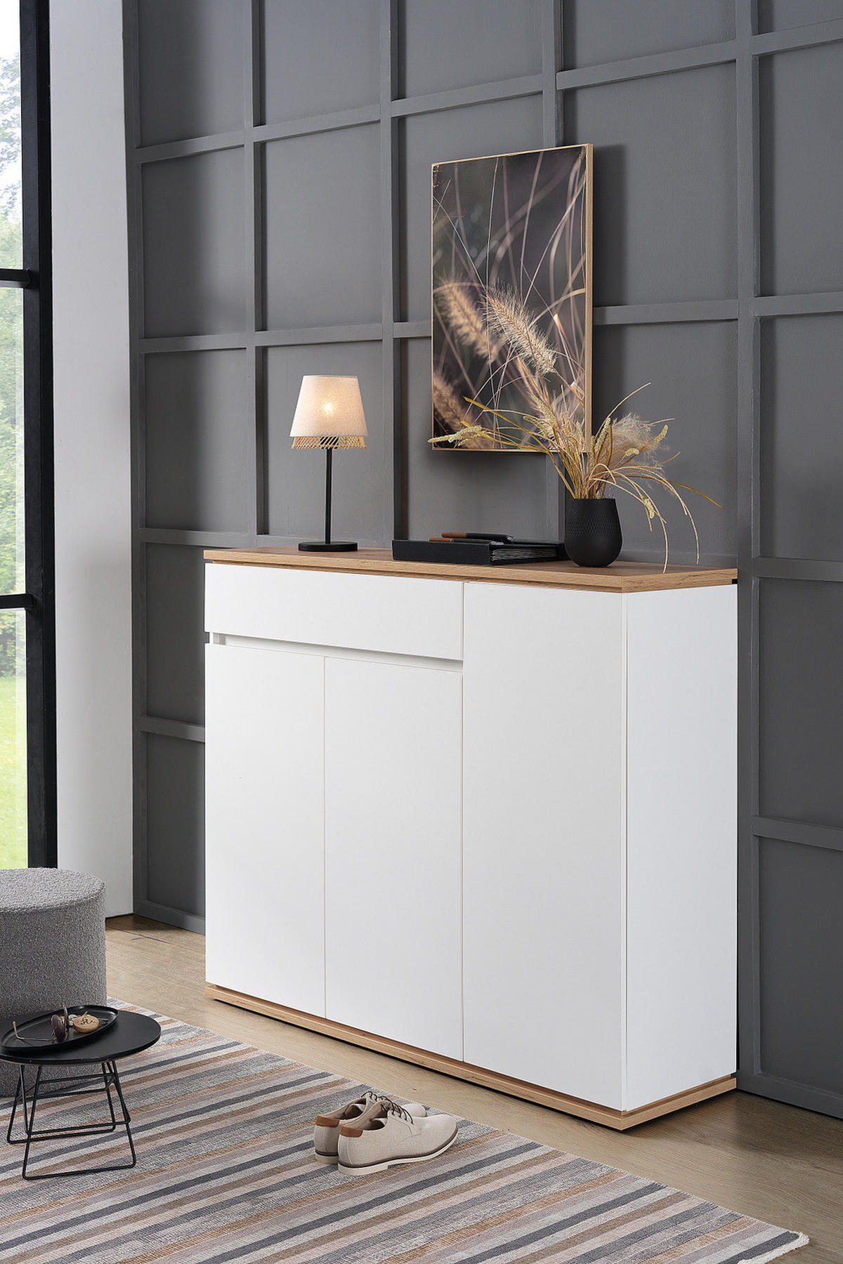 SCHUHKOMMODE - 135 cm - Weiß - Eiche - PVC - 135 x 112 x 38 cm - Schwarz/Weiß, Holzwerkstoff/Kunststoff (135/112/38cm) - home24