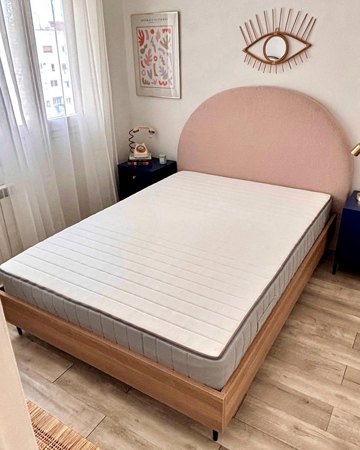 MATRACE S KAPSOVÝMI PRUŽINAMI H2/3 Střední 140/200 cm Roomy - bílá, textil (140/200cm) - Beliani