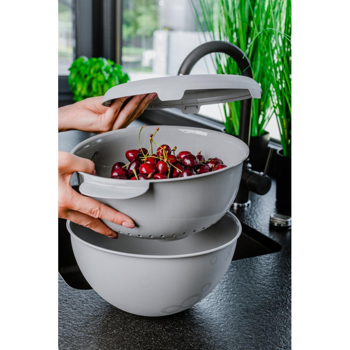 SCHÜSSEL mit Sieb und Deckel Ø 24 cm - Grau, Kunststoff (29/29/12.5cm)