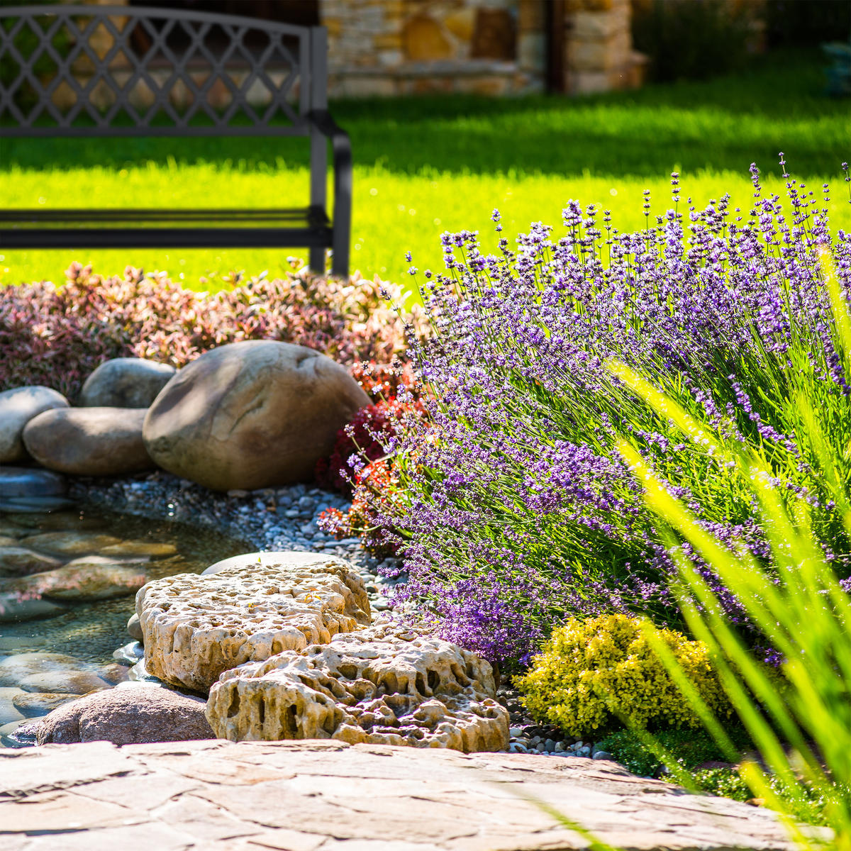 GARTENBANK - Schwarz, Metall (127.5/86.5/58.5cm) - Relaxdays