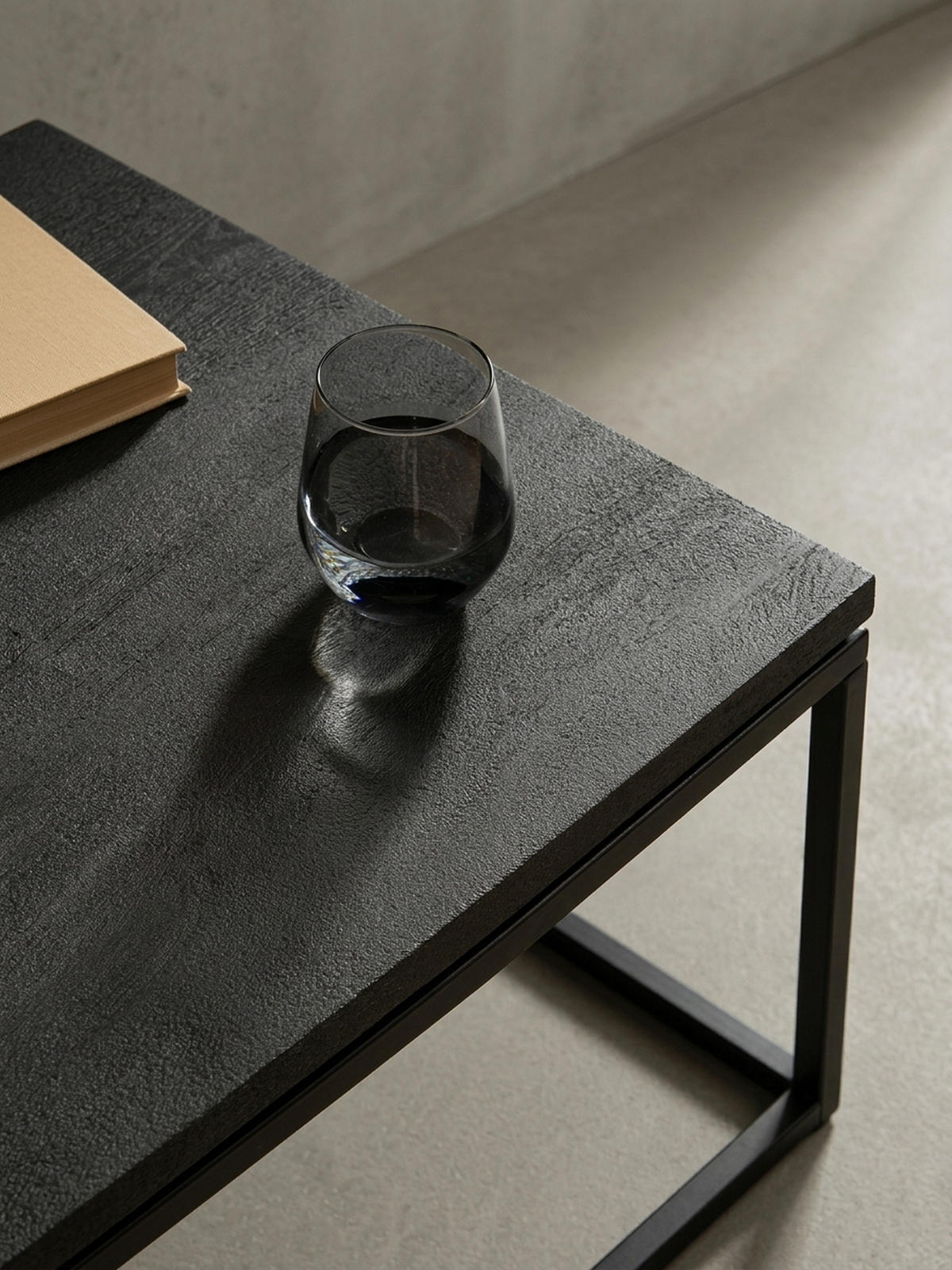 COUCHTISCH aus Mango Massivholz und Metall, Quadratisch, Natürliche Holzmaserung, Schwarz 120 x 60 x 40 cm - Schwarz, Holz/Metall (60/120/40cm) - KADIMA DESIGN
