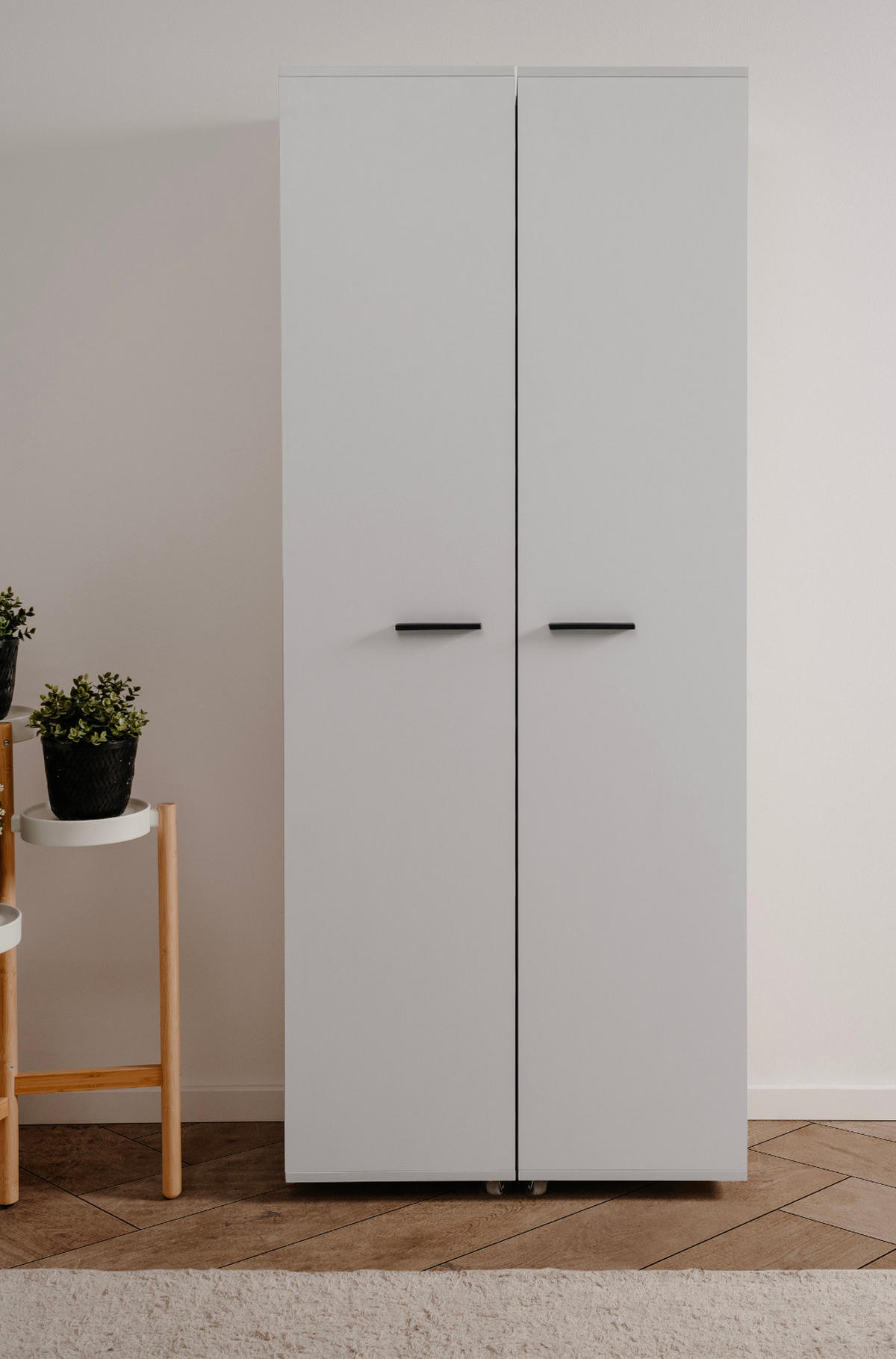 SCHUHSCHRANK weiß 74 cm, Garderobenschrank 15 Fächer, bis 30 Paar Schuhe - Schwarz/Weiß, Holzwerkstoff/Kunststoff (70/181.5/34cm) - Furn.Design
