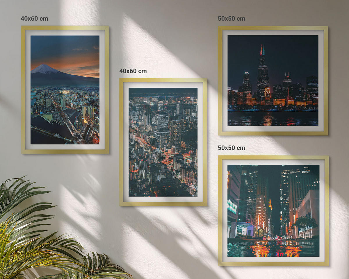 BILDER SET 4er Set - 50x50 cm & 40x60 cm Goldrahmen - Bergpanorama der Stadt bei Nacht - Goldfarben, Kunststoff (50/50cm) - TULUP