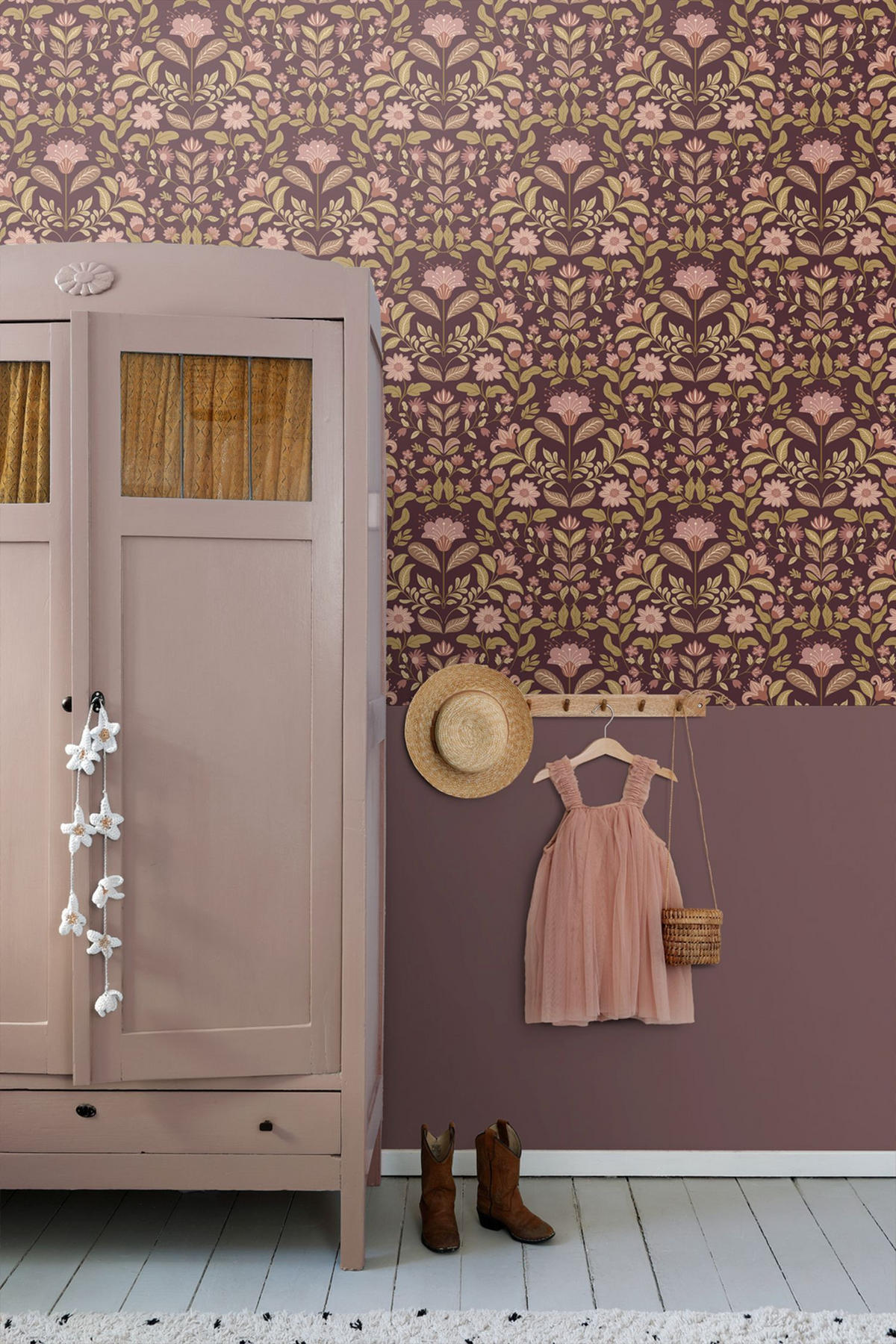 TAPETE Blumenmuster 50 x 900 cm - Lila, Papier (50/900cm) - ESTAhome