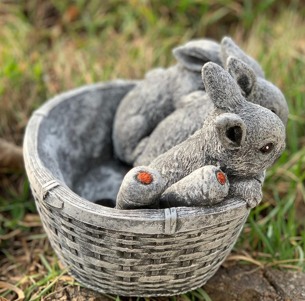 STEINFIGUR 3 Hasen im Korb bepflanzbar frostfest massiv - Grau, Stein (22/17/22cm) - stoneandstyle