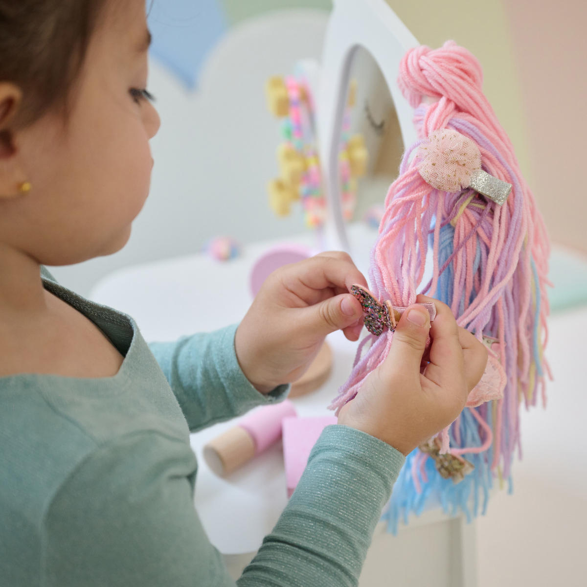 SCHMINKTISCH Einhorn mit Spiegel, 42cm, Weiß - Weiß, Holzwerkstoff (20/42/32cm) - Teamson Kids