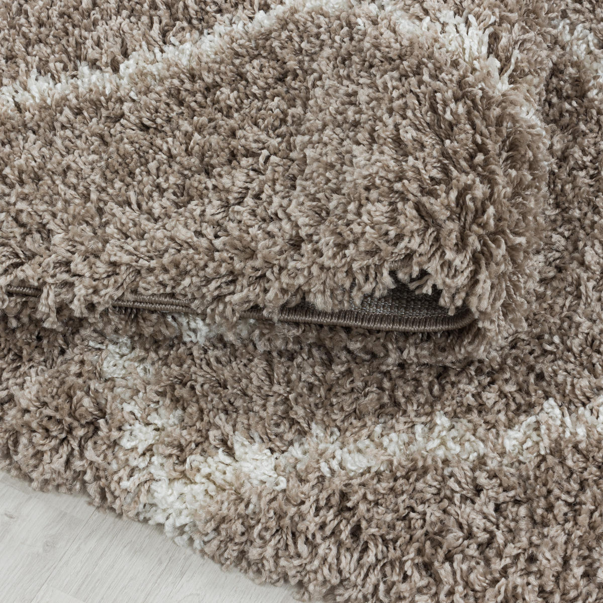 TEPPICH Hochflor Shaggy Geometrisch Polypropylen Wohnzimmer Beige Rechteckig 140x200 - Beige, Textil (140/200cm) - KADIMA DESIGN