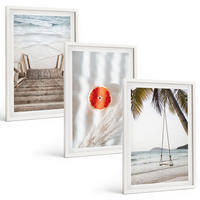 BILDER SET 3er Set - 40x60 cm Weißer Rahmen - Strandtreppe aus Holz, Urlaub - Weiß, Kunststoff (40/60cm) - TULUP