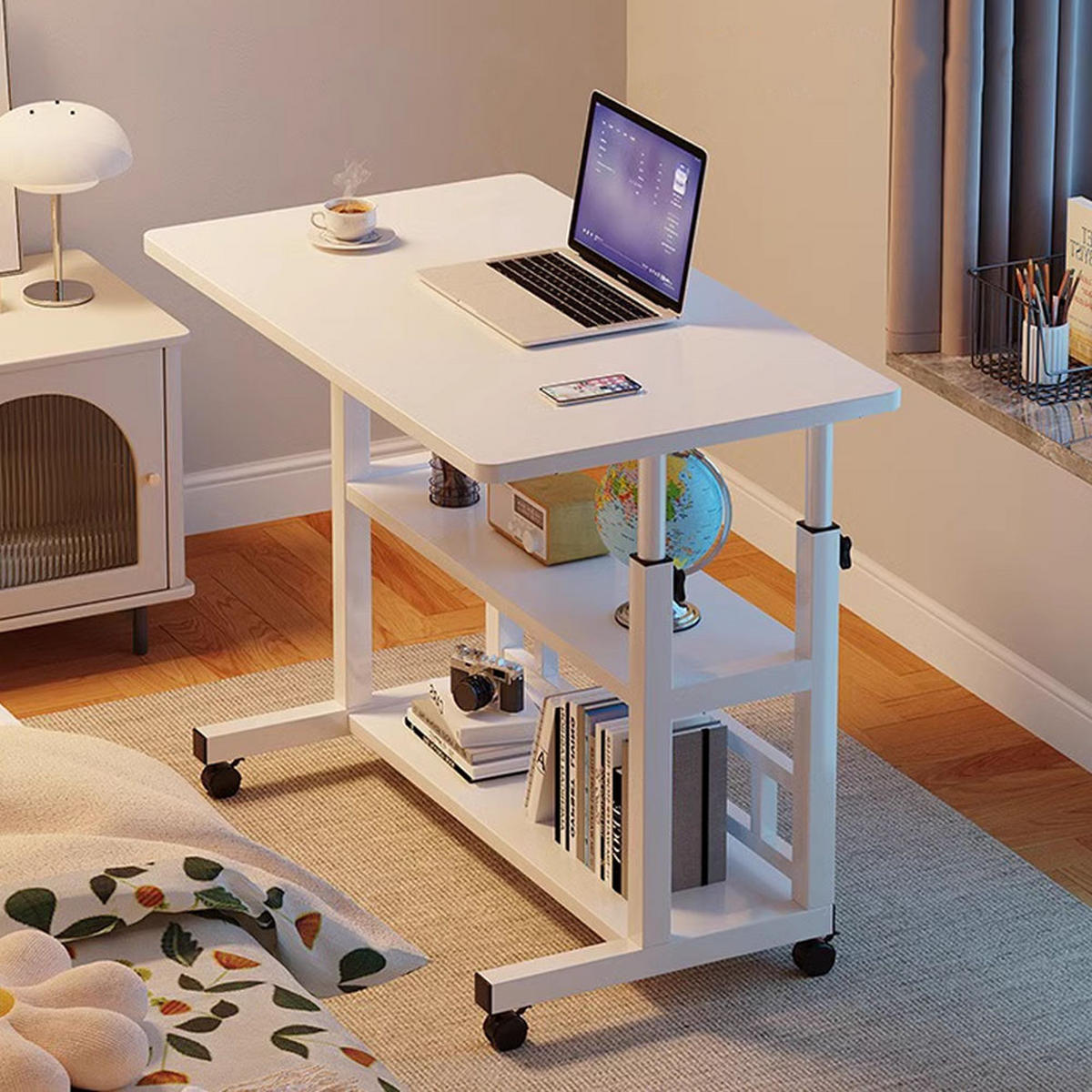 LAPTOPTISCH mit Rollen Ablageflächen und feststellbaren Höheverstellbar aus MDF in Weiß - Weiß, Metall (60/37/90cm) - Livingandhome