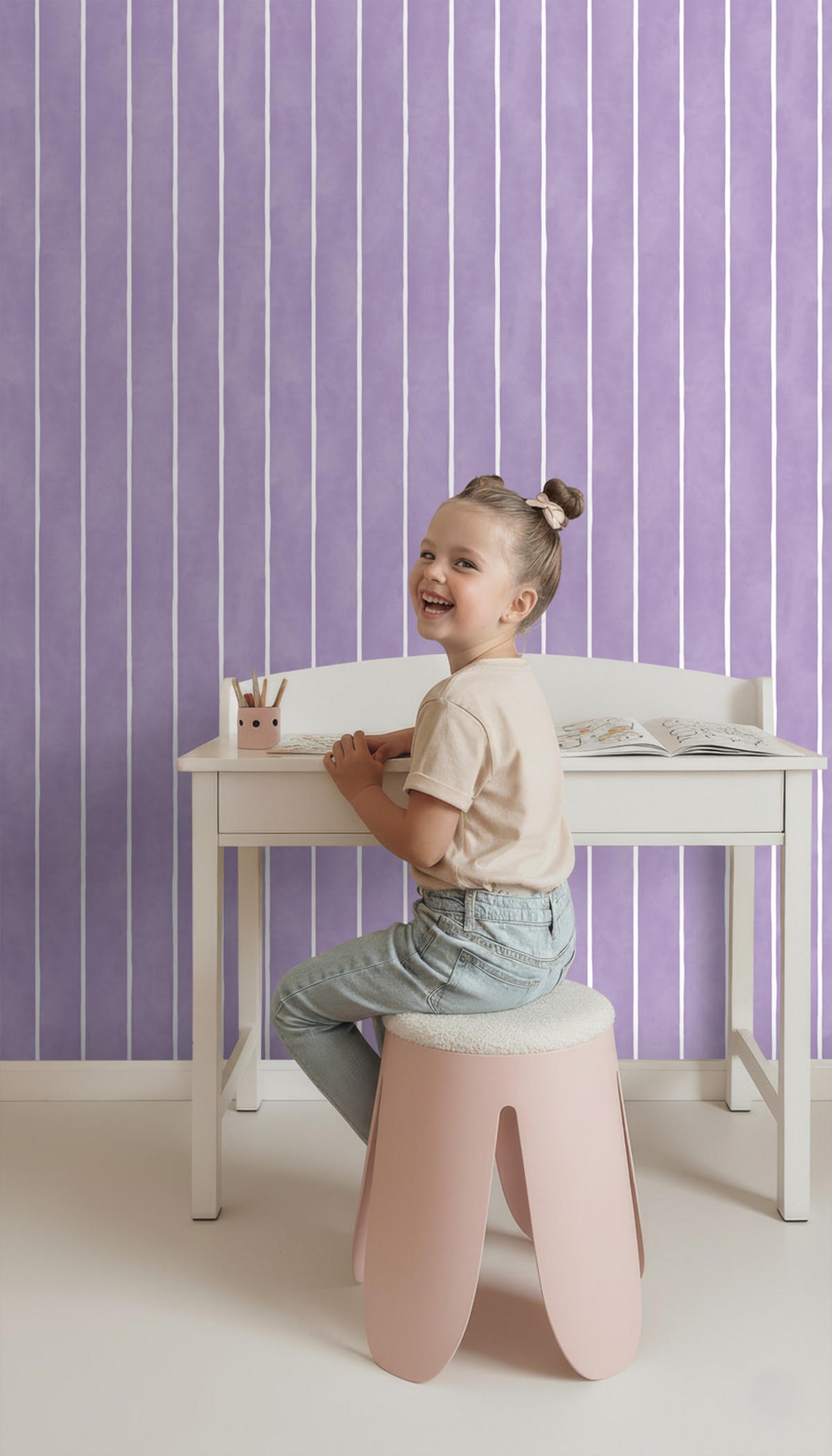 TAPETE Streifenmuster 50 x 900 cm - Lila, Papier (50/900cm) - ESTAhome