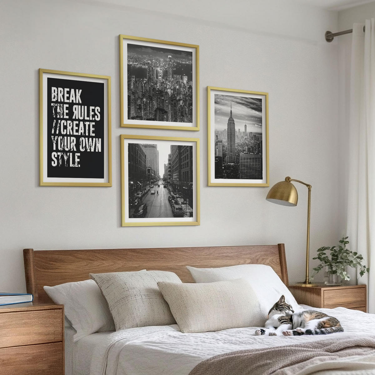 BILDER SET 4er Set - 50x50 cm & 40x60 cm Goldrahmen - Inspiration für Schwarz-Weiß-Darstellungen von Stadtstraßen - Goldfarben, Kunststoff (50/50cm) - TULUP