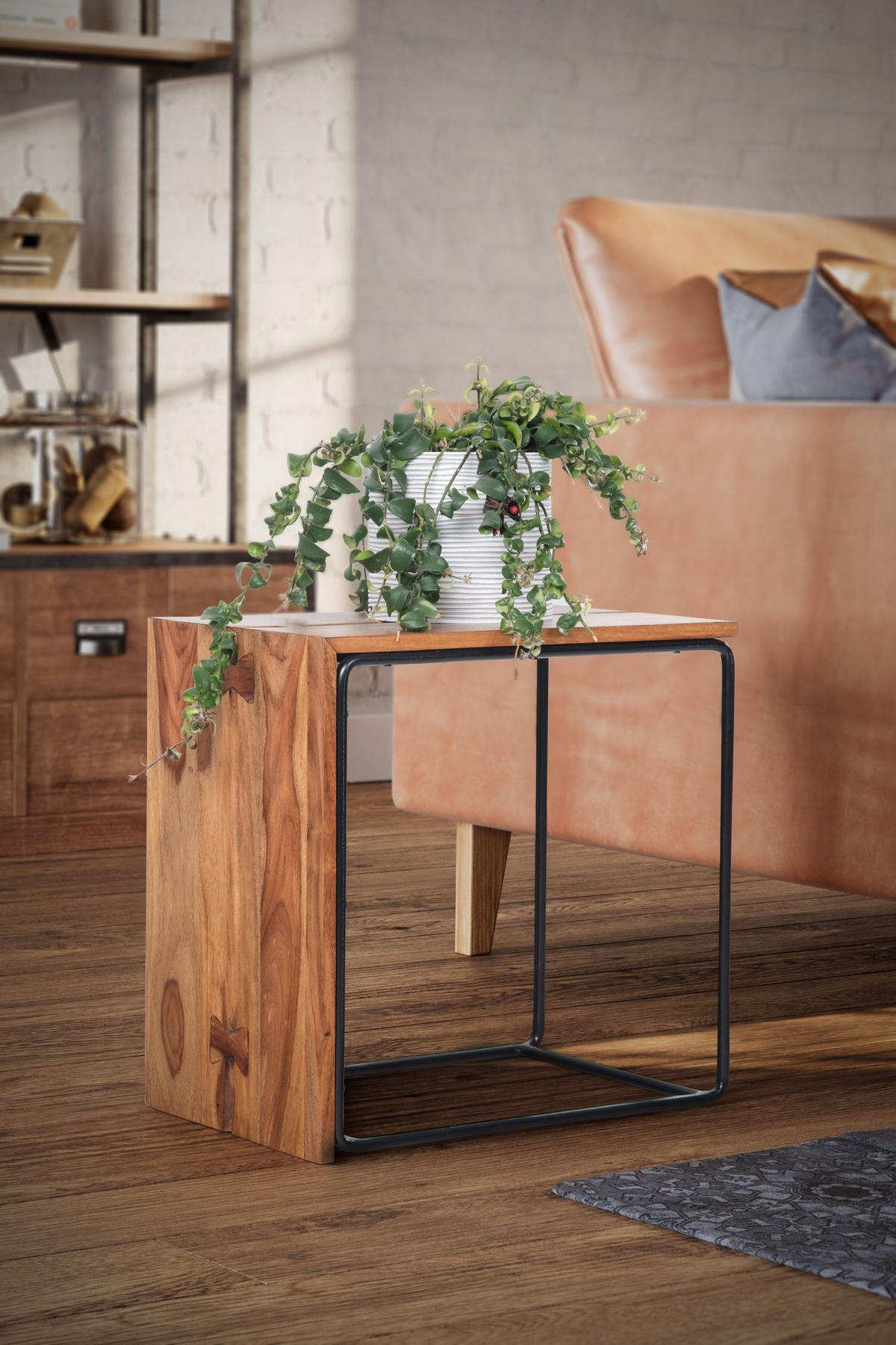BEISTELLTISCH – Massivholz Braun Industrial 45x30x45 cm - Schwarz/Braun, Holz/Metall (30/45/45cm) - KADIMA DESIGN