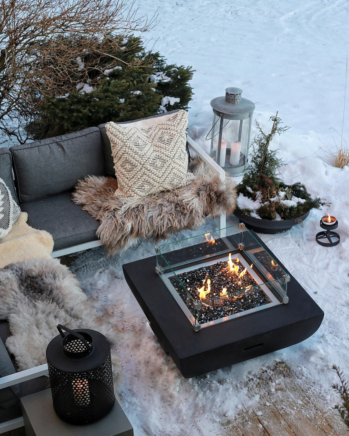 FEUERTISCH Aurora Gasfeuerstelle aus GF-Beton 87/87/36 cm - Schwarz, Naturmaterialien (86/36/86cm) - Elementi