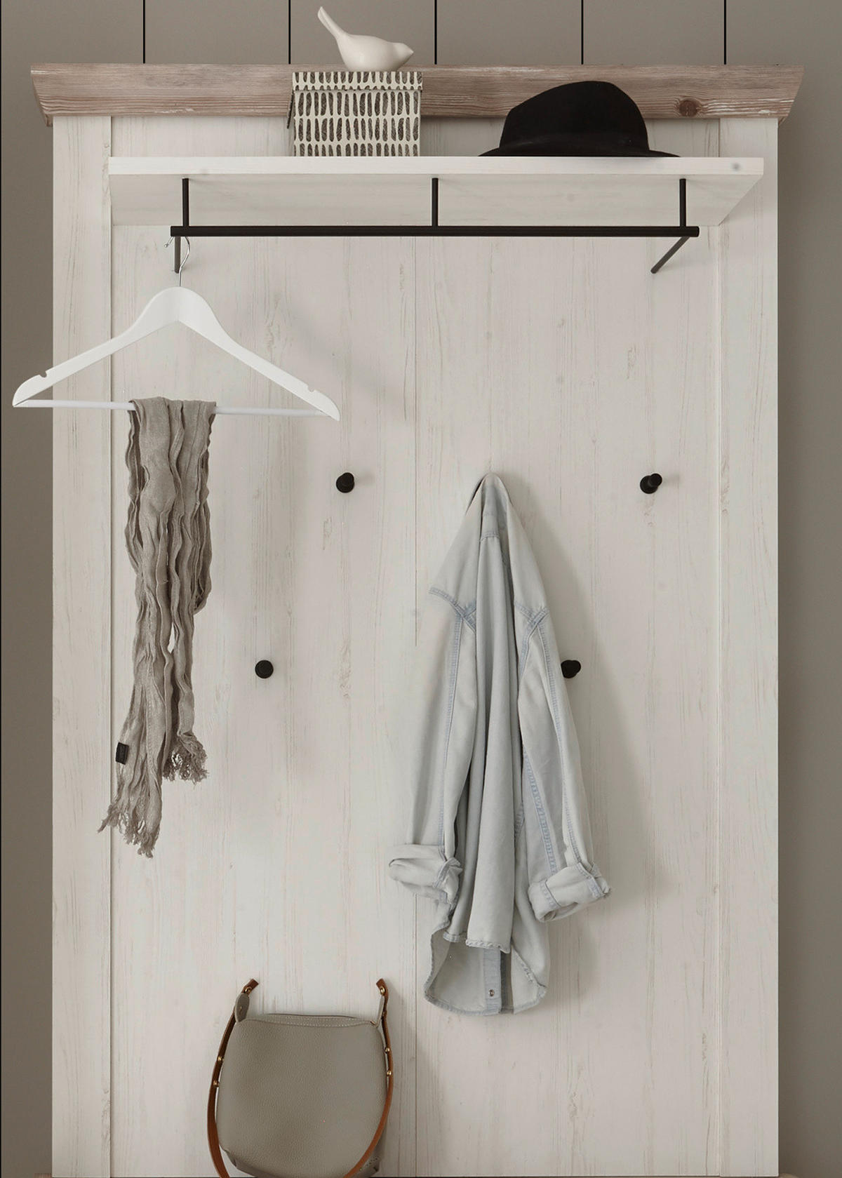 GARDEROBENPANEEL Pinie weiß, Oslo Pinie Landhaus, Wandgarderobe, 107 x 153 cm - Schwarz/Weiß, Holzwerkstoff/Metall (107/153/27cm) - Furn.Design