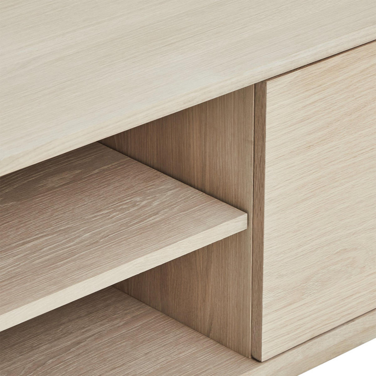 TV-ELEMENT Eiche massiv - Eichefarben, Holz (180/52/45cm) - Furnhouse