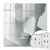 SCHLÜSSELBOX Weiß 30x30 cm – Türöffnung nach rechts - Klassischer Frieden - Weiß, Metall (30/30/5cm) - TULUP