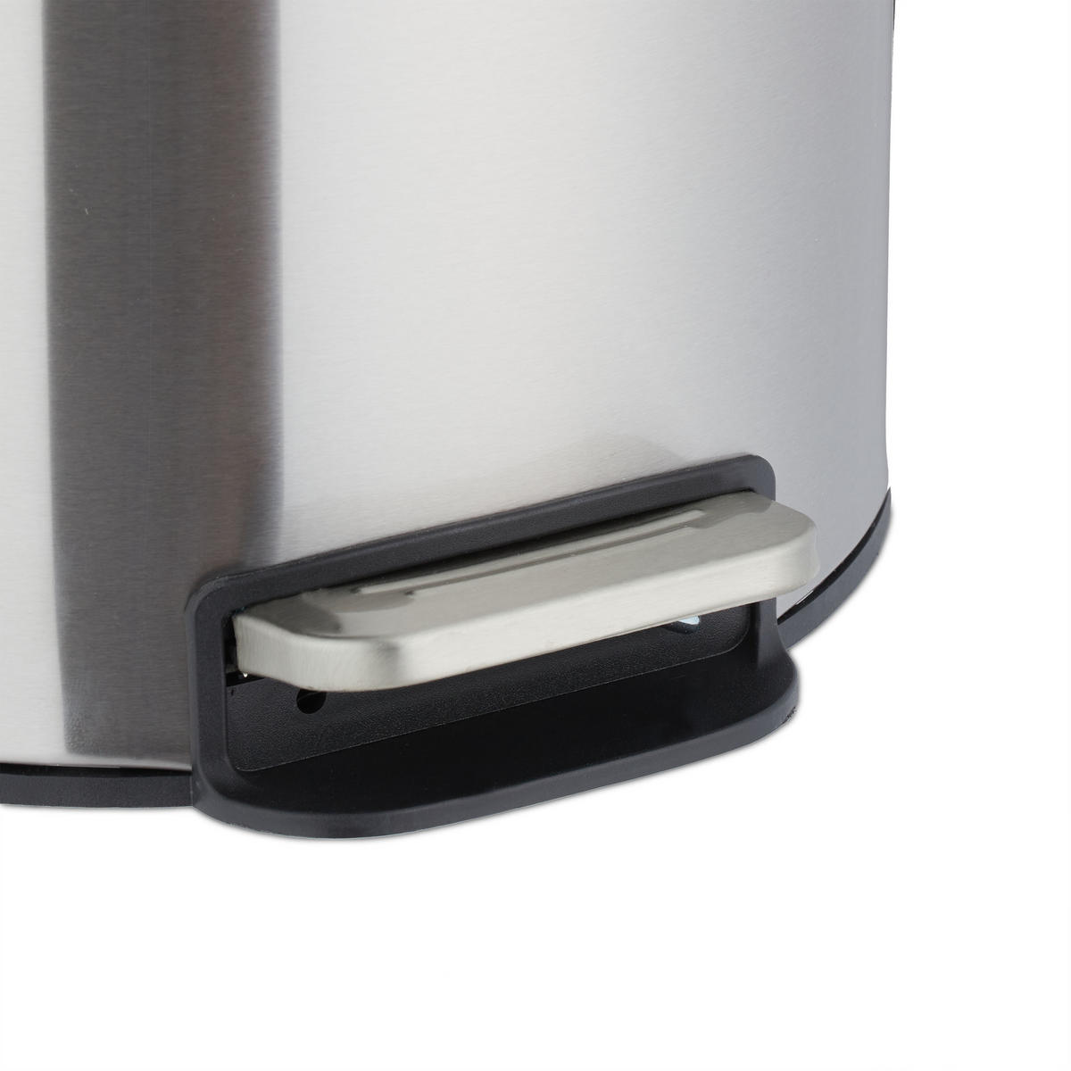 KÔŠ s pedálom - strieborná, kov/plast (25/38/30cm) - Relaxdays