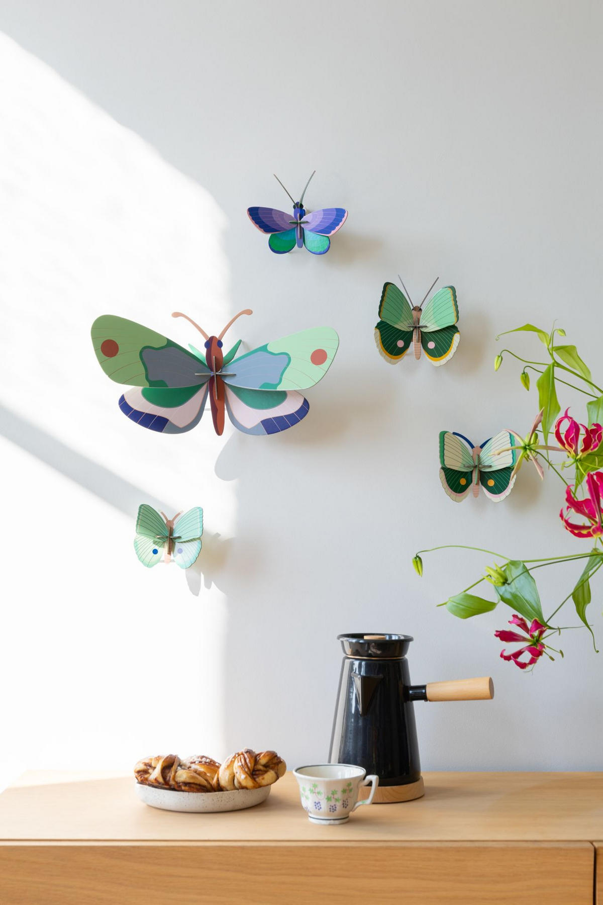 WANDDEKO Smaragd-Falters-Trio 5/13.5 cm - Multicolor, Wellpappe (5/13.5/13cm) - KUNSTLOFT
