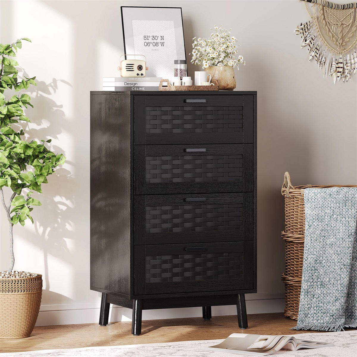 KOMMODE mit 4 Schubladen - pflegeleichtes PVC-Geflecht und zylindrische Beine - Schwarz - Schwarz, Holzwerkstoff (39.8/95/55cm) - DELFA