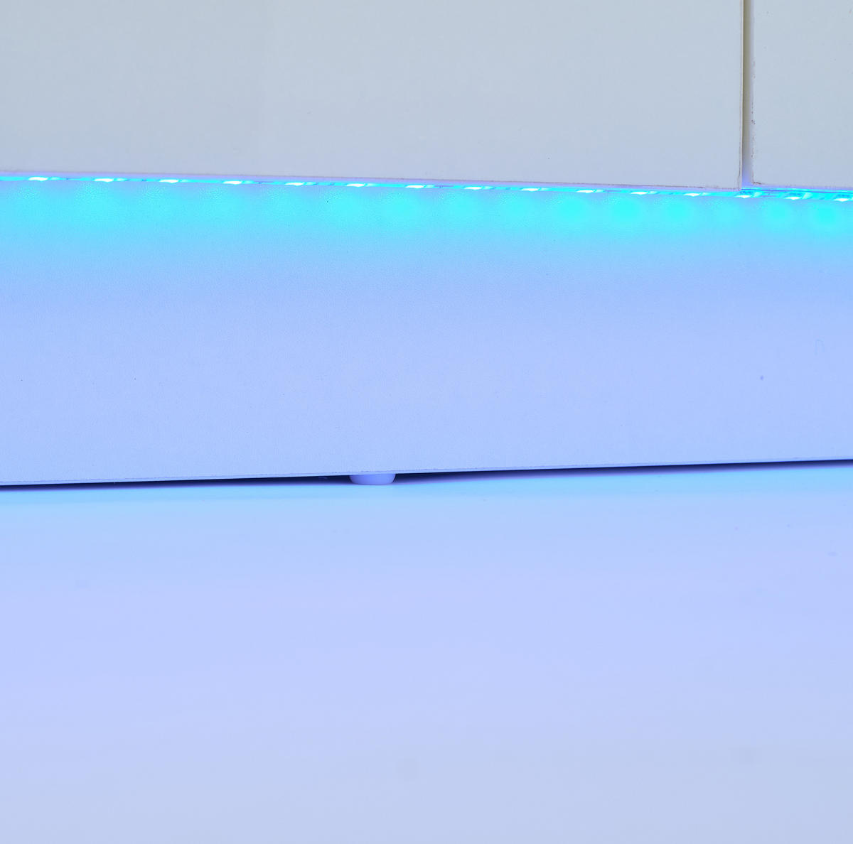 SIDEBOARD 120/40/75 cm s LED osvetlením, diaľkovým ovládaním a výklopnými dvierkami, Biela - biela/biela s vysokým leskom, kompozitné drevo (120/75/40cm) - Redom
