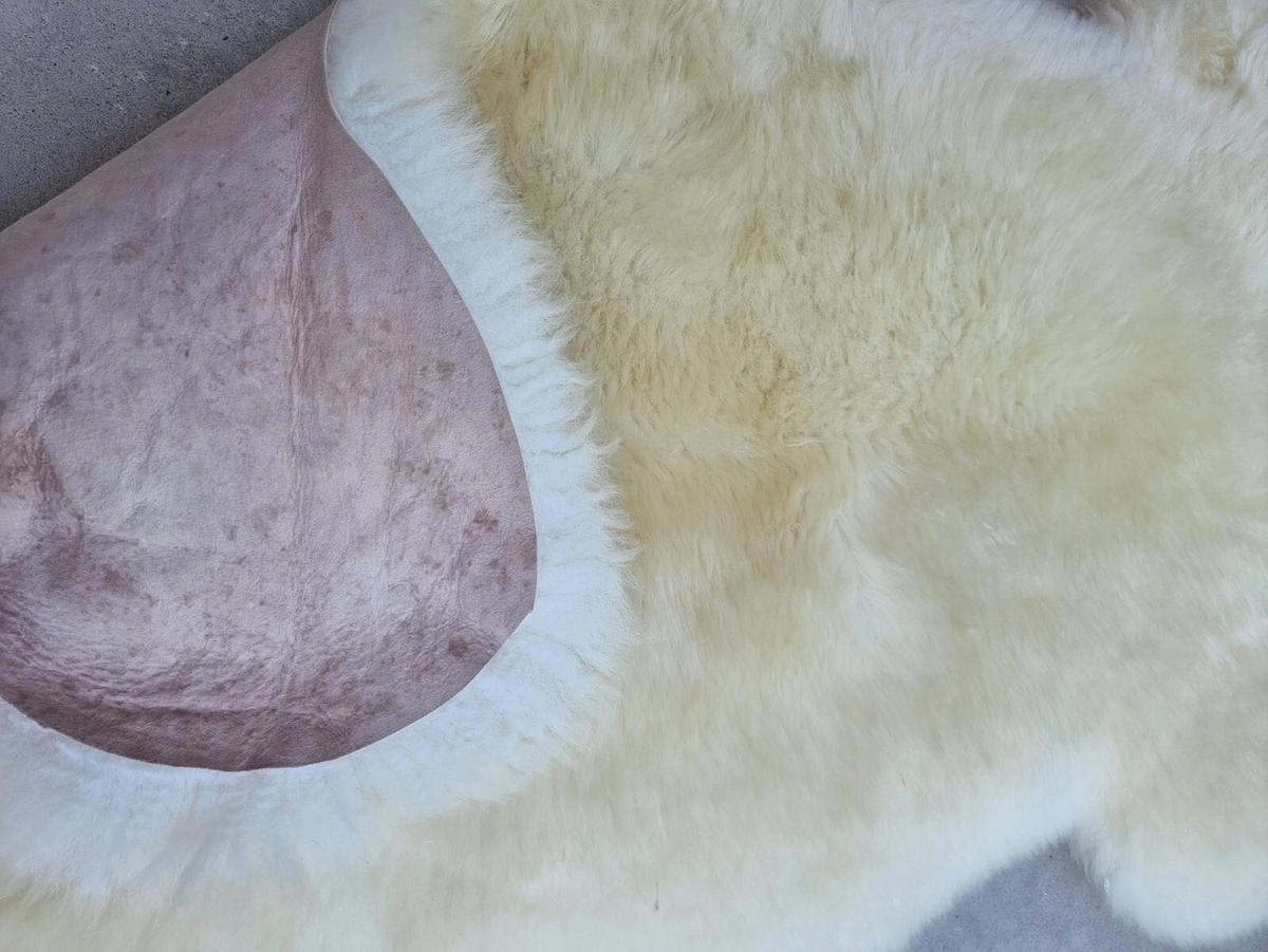 SCHAFFELL Premium Lammfell Natur ungeschoren weiche Wolle Vegetable gegerbt ca. 105 cm - Weiß Hochglanz, Fell (55/105cm) - Provellus