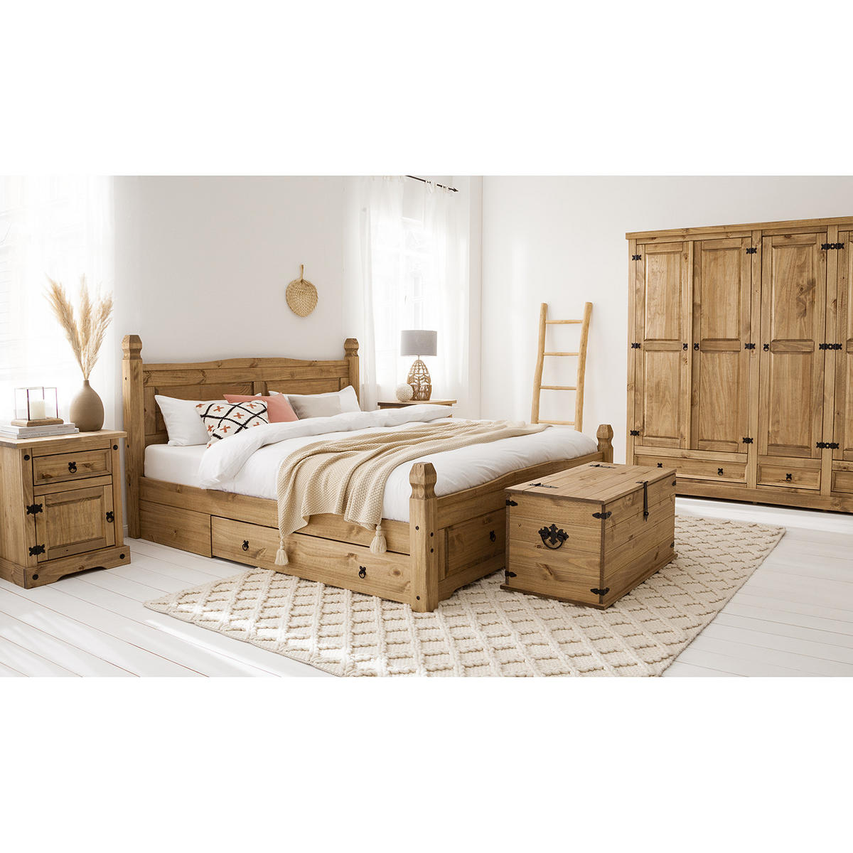 MASSIVHOLZTRUHE - Kiefer massiv - Kieferfarben, Holz (91/47/50cm) - home24