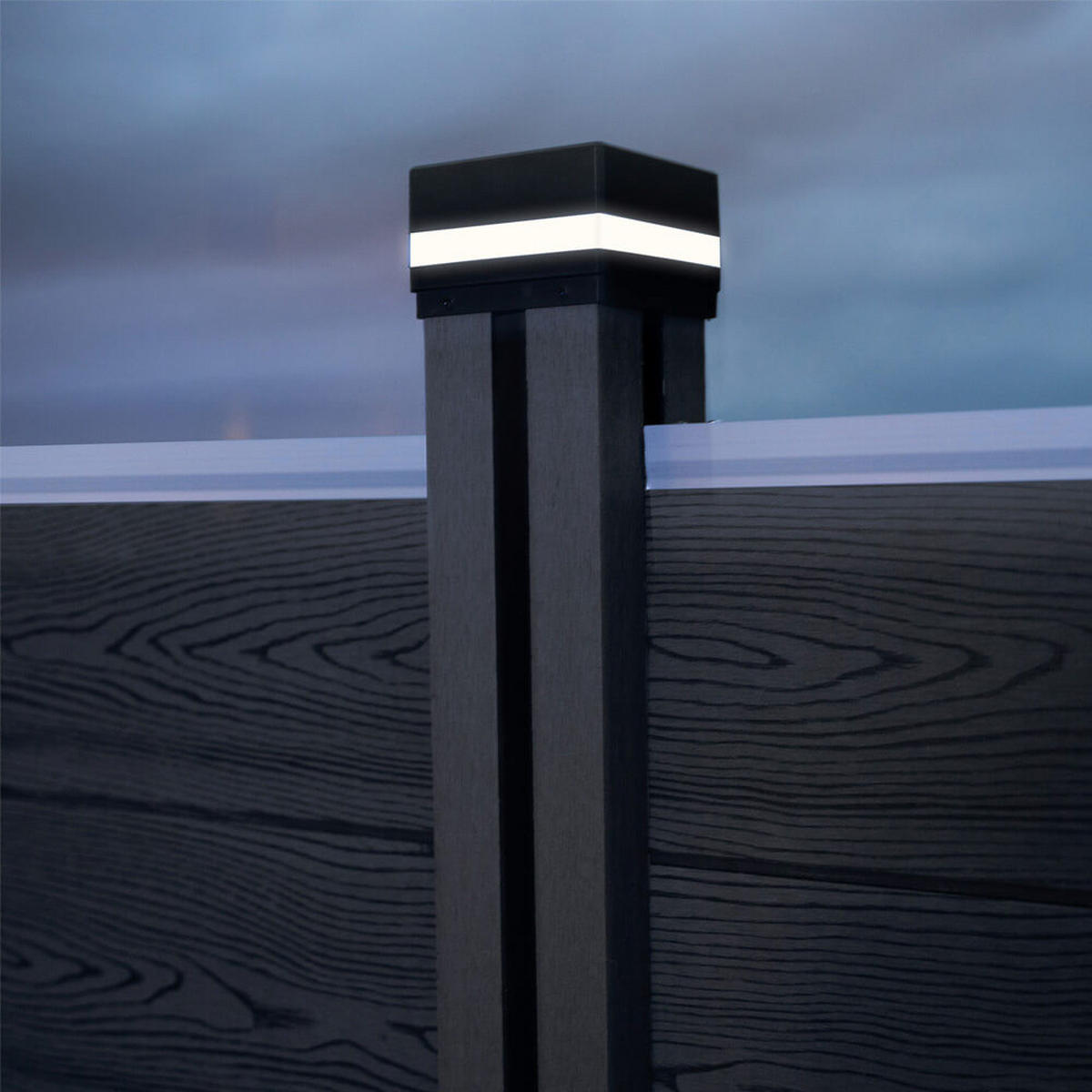 PFOSTENABDECKUNG CALLUX COVER - 3 - Schwarz, Kunststoff (11/7.6cm) - Home Deluxe