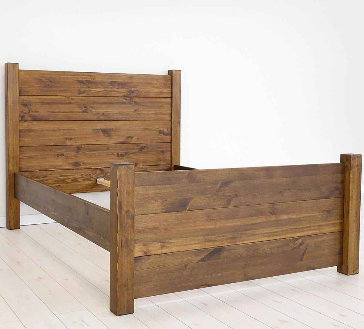BETT aus Massivholz Rustyk Dobromir 140x200 - Dunkelbraun, Holz (140/200cm) - Seart