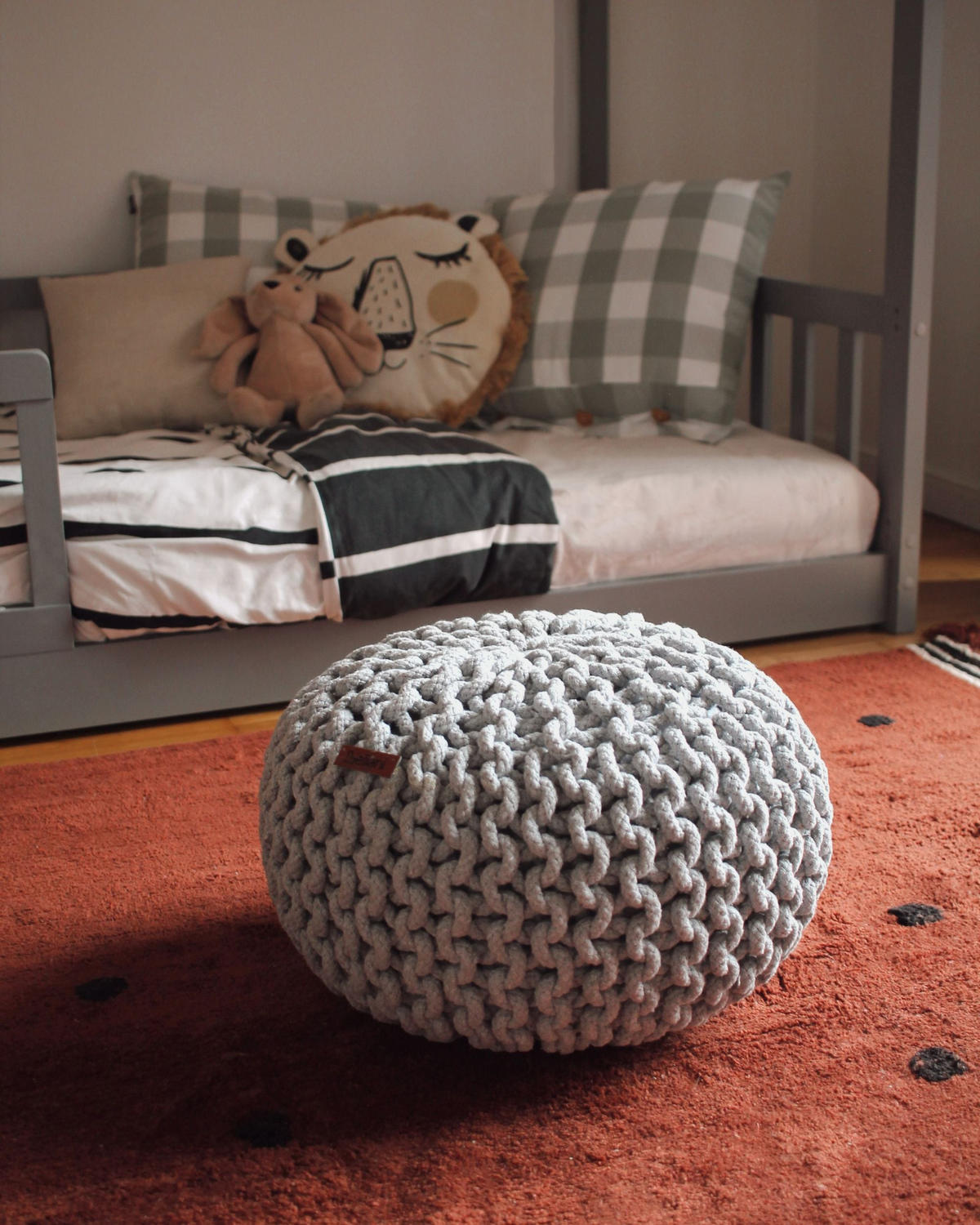POUF Conrad 40/40/25 cm - gri, materiale naturale/material textil (40/25/40cm) - Beliani