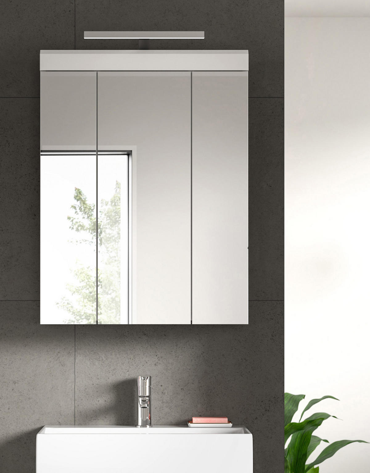 SPIEGELSCHRANK weiß Hochglanz 60 cm, Badschrank 3-türig - Weiß Hochglanz/Silberfarben, Glas/Holzwerkstoff (60/79/18cm) - Inn.Furn