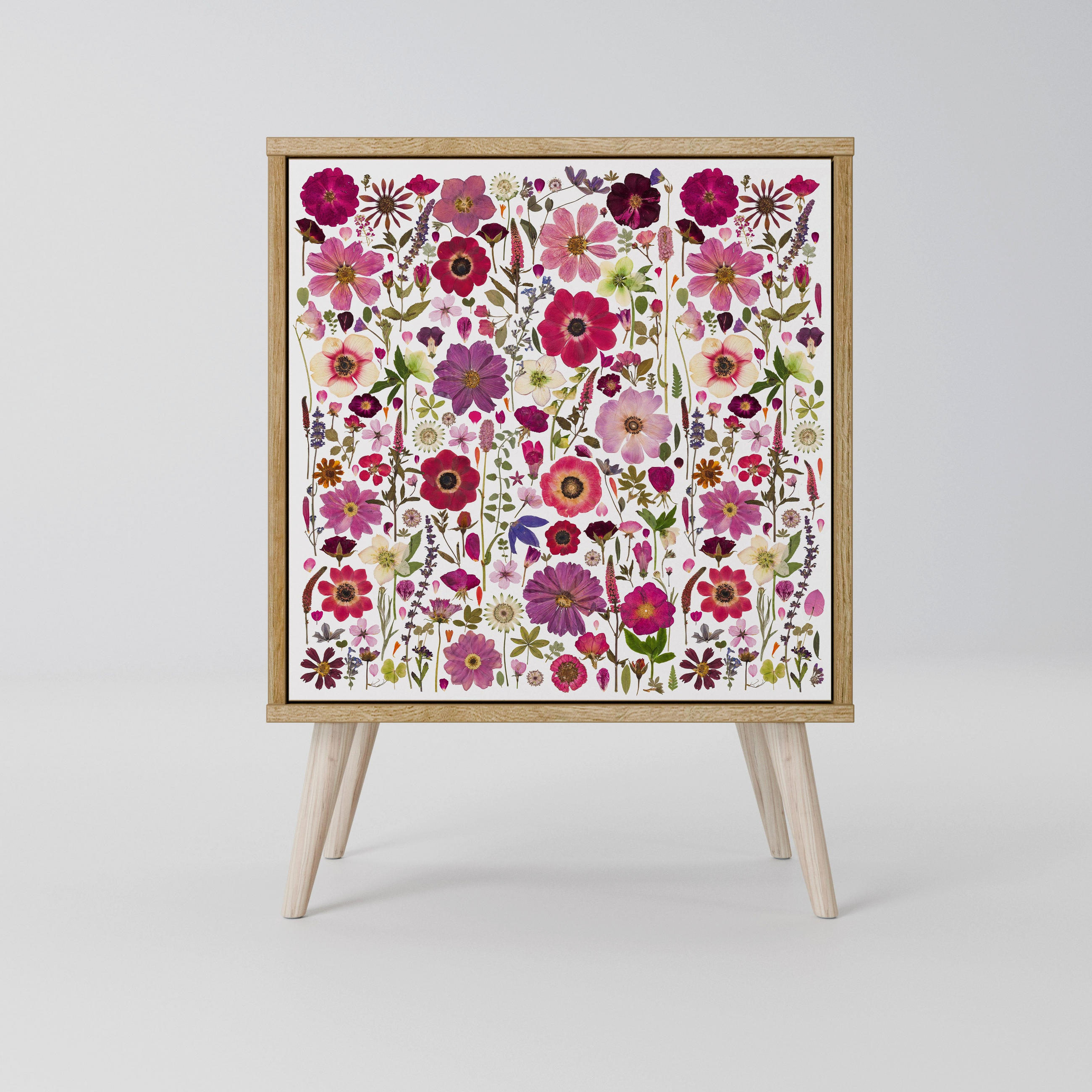 SIDEBOARD PETAL GARDEN, Eichefarben, 57,5x42x77,5 cm, Schräge Buchenholzfüße - Eichefarben/Buchefarben, Holzwerkstoff/Buchenholz (57.5/77.5/42cm) - SpaceRebels