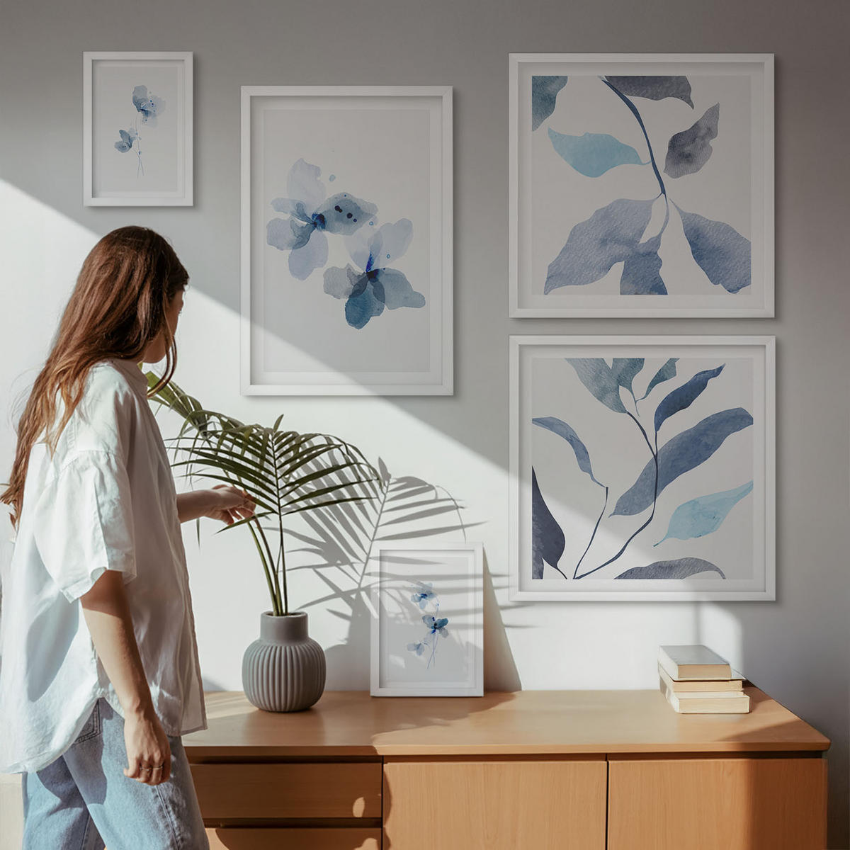 BILDER SET 5er Set - 50x50 cm & 20x30 cm & 40x60 cm Weißer Rahmen - Minimalistische blaue Blumen - Weiß, Kunststoff (40/60cm) - TULUP
